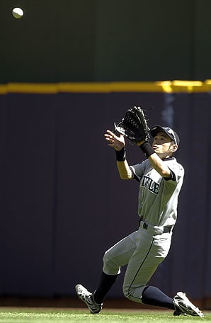 ichiro-suzuki-ap2.jpg